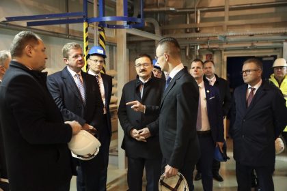 Plynári si vypočujú, aké majú politici plány  s energetikou  po voľbách