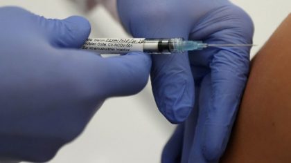 MH: Kľúčových zamestnancov treba zaočkovať v prvej fáze