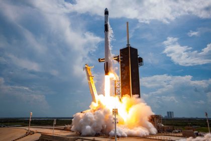 E. Musk chce v Texase ťažiť zemný plyn a využívať ho ako raketové palivo